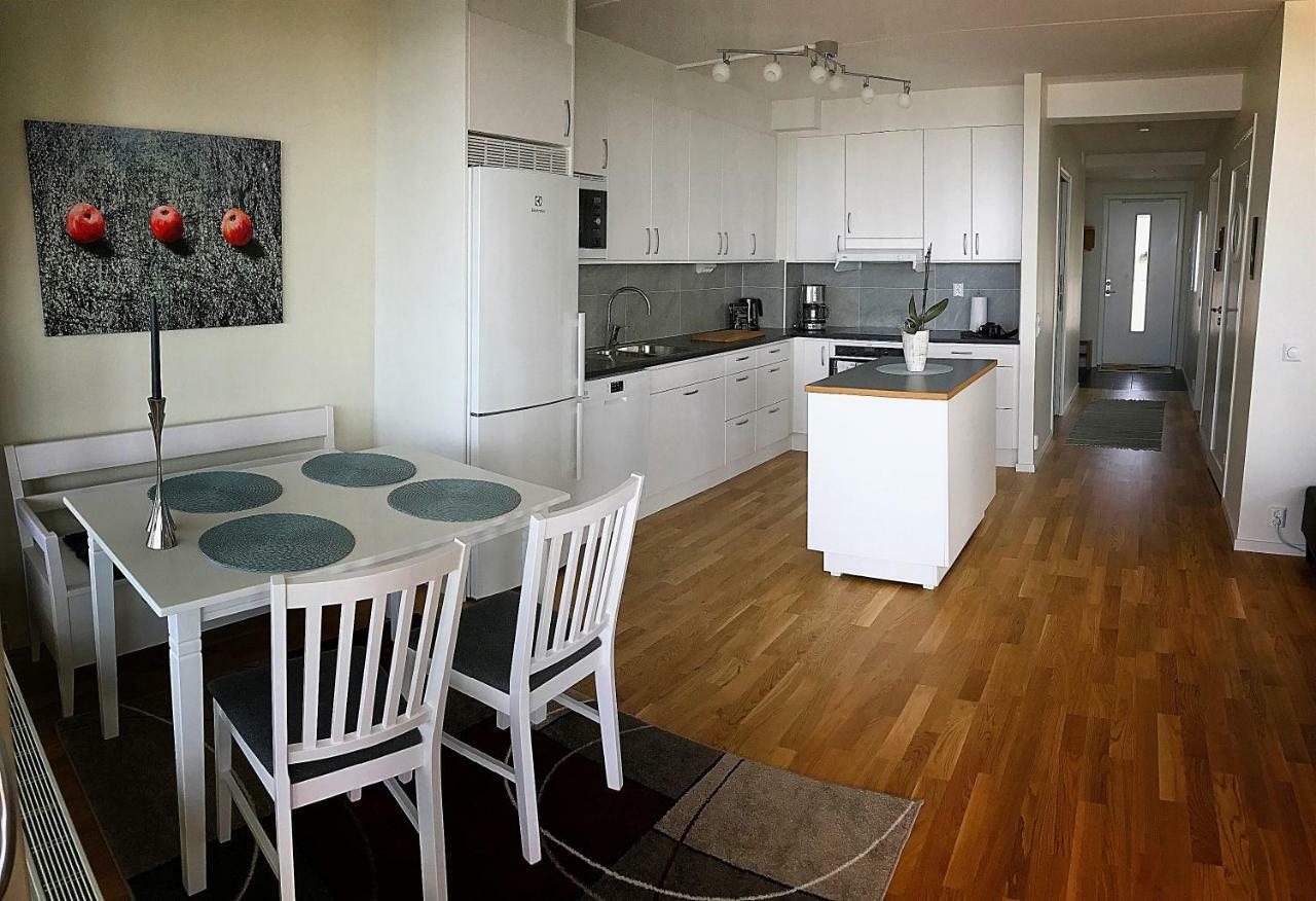 Visby Snack Havsutsikt Apartamento Exterior foto